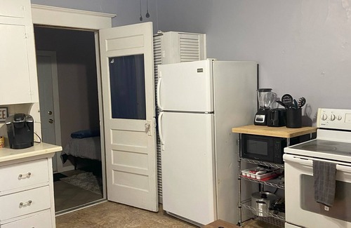 Wichita House | Charming, Centrally Located 1 BR/1BA