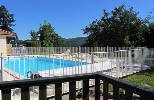 Les Noes Cottage | Charming Chalet with Terrace in Heart of Monts de la Madeleine, Sleeps 4, Pet Friendly