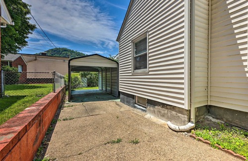 Kanawha City Cottage | Charming Charleston Home w/Yard & Fire Pit!