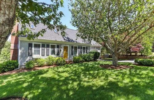 West Chatham House | Charming Chatham Abode with Sunroom