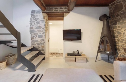 Barga House | Charming chesnut mill turned into Luxury Villa - Casa Alica