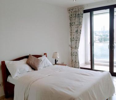 Dzorwulu Apartment | Charming City Center 2BR - Free Wi-fi & Cozy Stay
