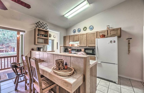Cloudcroft Cabin | Charming Cloudcroft Cabin w/Deck & Mtn Views