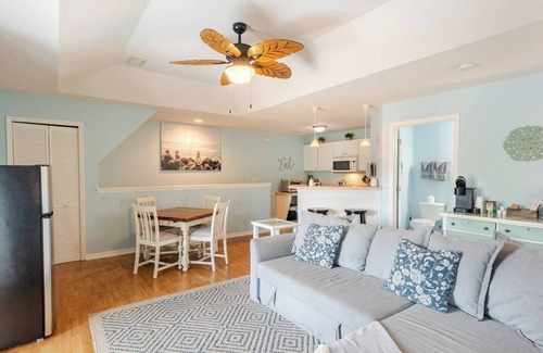 Sherwood Forest Apartment | Charming Cocoa Village Hideaway