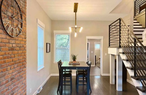 German Village House | Charming condo in the heart of German Village.