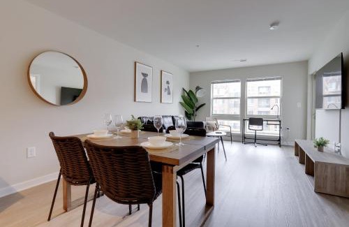 Jefferson Manor Apartment | Charming Condo with Nice Amenities at Alexandria