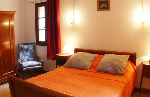 Beynac-et-Cazenac House | CHARMING COTTAGE WITH HUGE GARDEN AND PRIVATE FENCED POOL 500m FROM BEYNAC