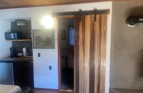Boulder Bay Cabin | Charming Cottage #10C Boulder Bay
