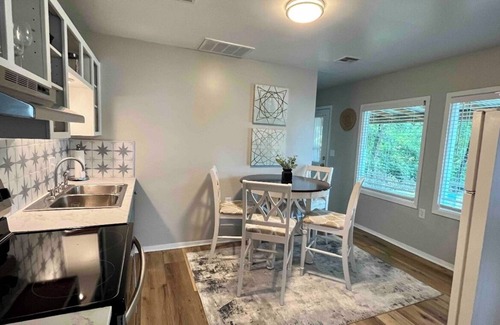 Grove Resort | Charming Cottage #5 with Lake View & Hot Tub - Sleeps 4 - minutes from boat ramp