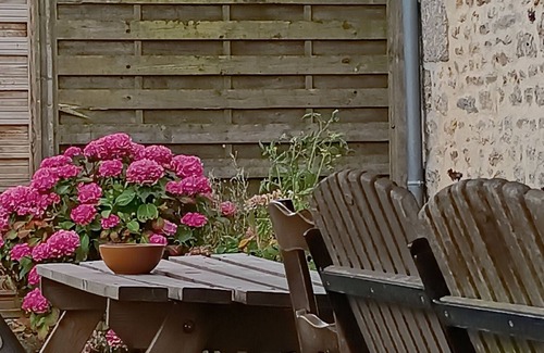Arconnay Cottage | Charming cottage in Normandy with garden and exciting activities