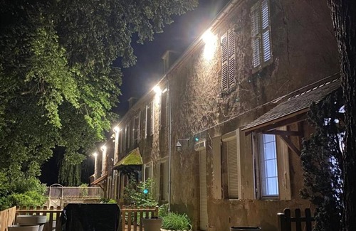 Souvigny Cottage | Charming cottage in Souvigny, pets allowed