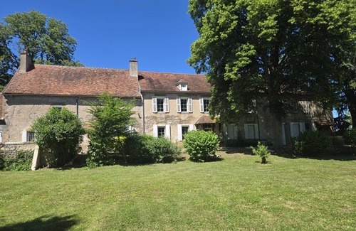 Souvigny Cottage | Charming cottage in Souvigny, pets allowed