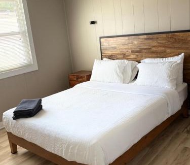 Rehoboth Beach House | Charming Cottage with Fenced Backyard Pet Friendly