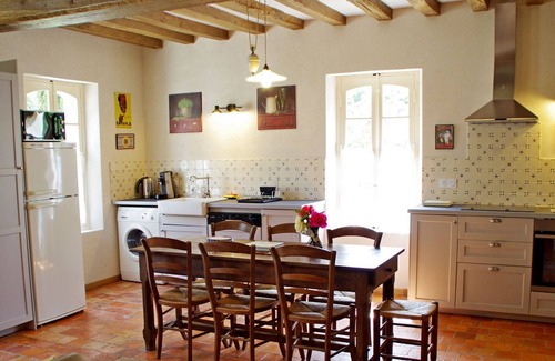 La Menitre Cottage | Charming Cottage with Heated Pool, Near Loire River, 2BR, Wi-Fi, Parking
