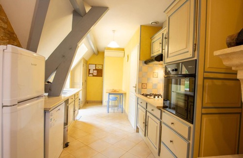 Le Bugue Cottage | Charming Cottage with Shared Pool in Peaceful Périgord Noir