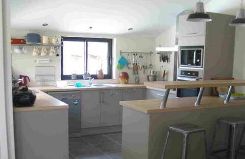 Bourrou Cottage | Charming cottage with pool