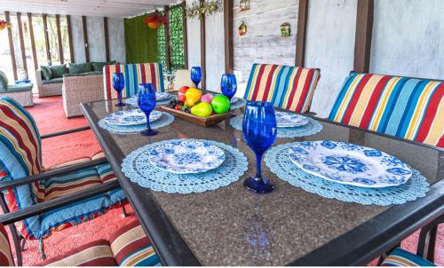 Clewiston House | Charming Country Home, Pool, Pet Friendly