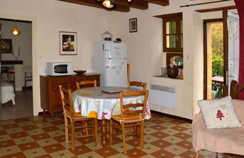 Pezuls Cottage | Charming country house with parking and pet friendly