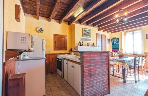 Orsennes Cottage | Charming Countryside Home with Garden Near Eguzon Lake & Gargilesse-Dampierre