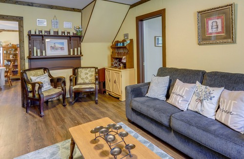 Covington House | Charming Covington Retreat w/ Yard & Sunroom!