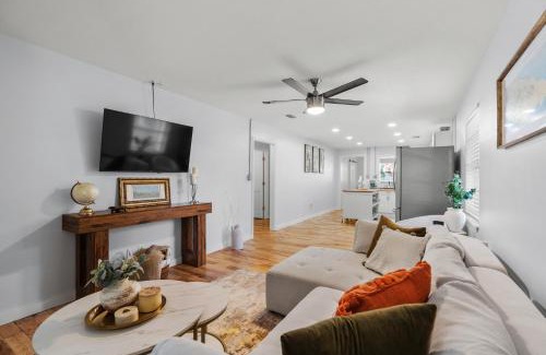 St. Augustine House | Charming, cozy 3 bedroom house, walking distance to down town