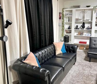 Sarasota Springs Apartment | Charming Cozy Abode