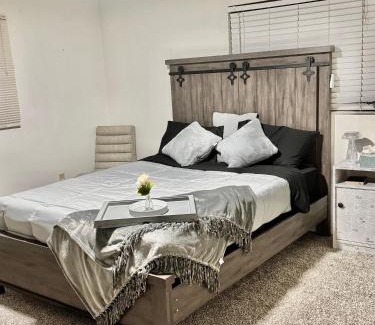 Sarasota Springs Apartment | Charming Cozy Abode