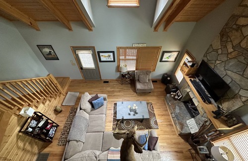 Piney Creek Cabin | CHARMING & COZY CABIN IN BEAUTIFUL NC MOUNTAINS