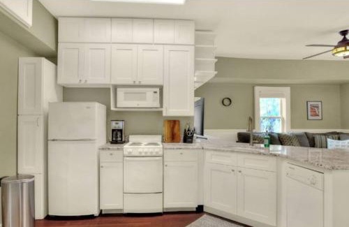 Lakeland Apartment | Charming, cozy, one bedroom apartment