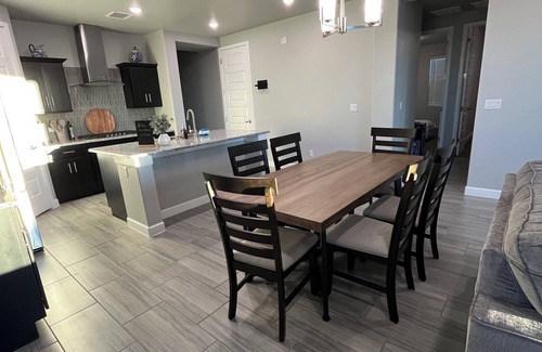 Biggs Field House | Charming, Cozy, Spacious Home in Horizon City