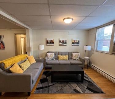 Fargo Apartment | Charming Cozy Walking Distance To Attractions