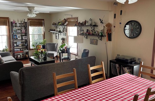 Port Matilda House | Charming cul-de-sac 5BR 3.5BA in State College, PA