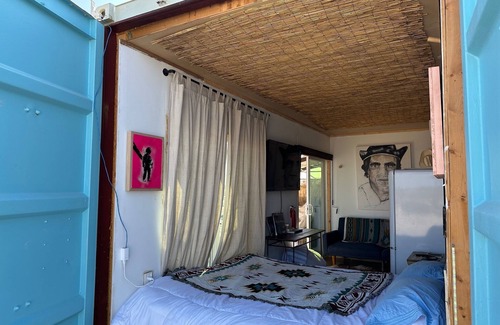 Alpine Other | Charming, cute, artist residence. WIFI- AC-HEAT. 22mins from GT, 17 mins from BB