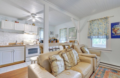 Danbury House | Charming Danbury Cottage w/Lake Kenosia Access!