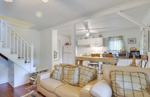 Danbury House | Charming Danbury Cottage w/Lake Kenosia Access!