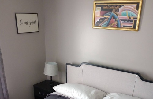 Odenton Condo | Charming Dc Metro: Your Perfect Odenton Getaway 3 Bedroom Condo by Redawning