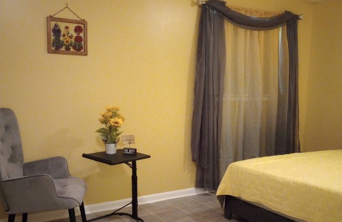 Odenton Condo | Charming Dc Metro: Your Perfect Odenton Getaway 3 Bedroom Condo by Redawning