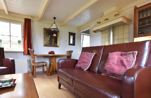 Den Ham House | Charming detached holiday home in beautiful hiking and cycling area