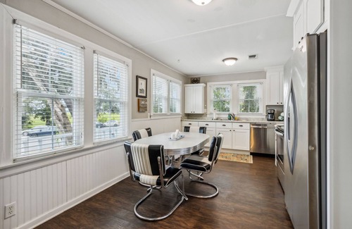 St. Marys House | Charming Downtown Escape in St. Marys
