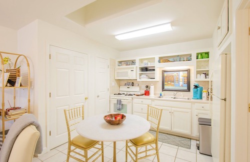 Fairhope House | Charming Downtown Fairhope Cottage – Walk to Everything!