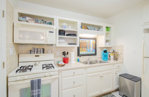 Fairhope House | Charming Downtown Fairhope Cottage – Walk to Everything!