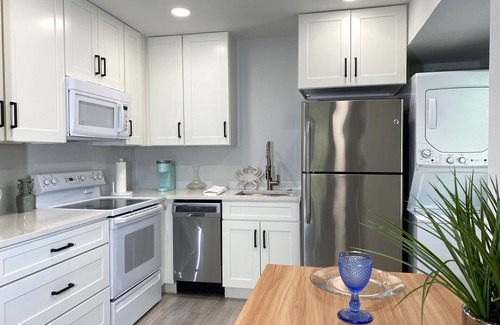 Park East House | Charming downtown gem