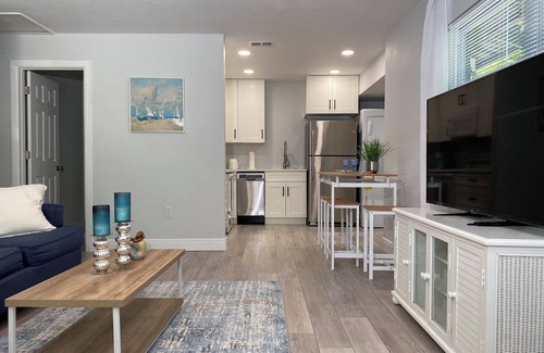 Park East House | Charming downtown gem