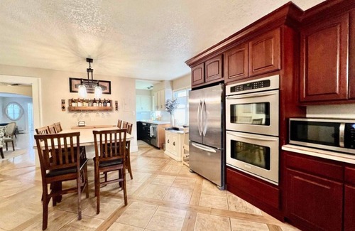 Casper House | Charming downtown home