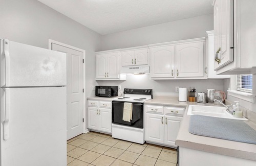 Starkville House | Charming Downtown Starkville Retreat | Walk to Dining & MSU