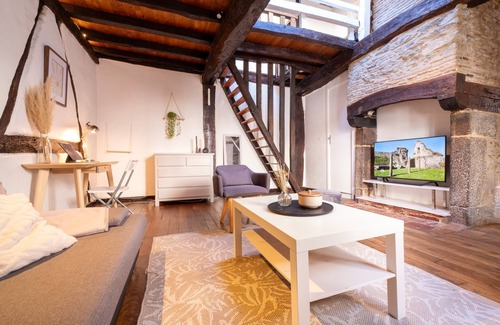 Dinan - Saint-Malo Apartment | Charming Duplex in the Historic Heart