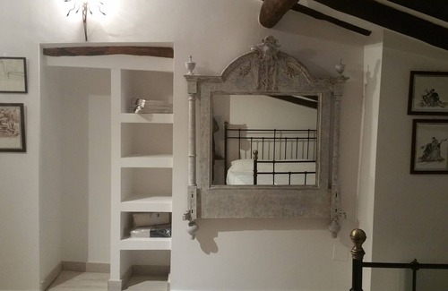Moratalla Apartment | Charming dwelling on the top floor of an emblematic house in old town