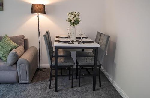 Bingham House | Charming Entire House By Newman Stays Short Lets & Serviced Accommodation Bingham With Free WiFi, Smart TV & Great Location