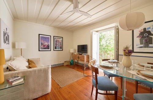 Santa Maria Maior Apartment | Charming Escape at São Jorge Castle