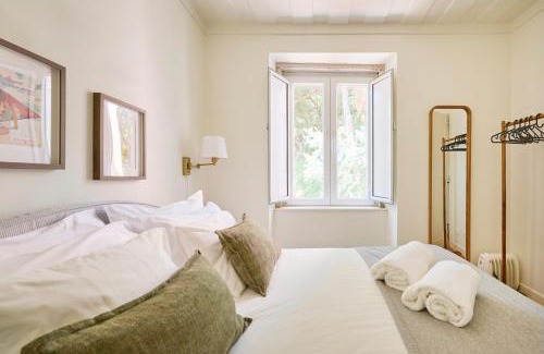 Santa Maria Maior Apartment | Charming Escape at São Jorge Castle